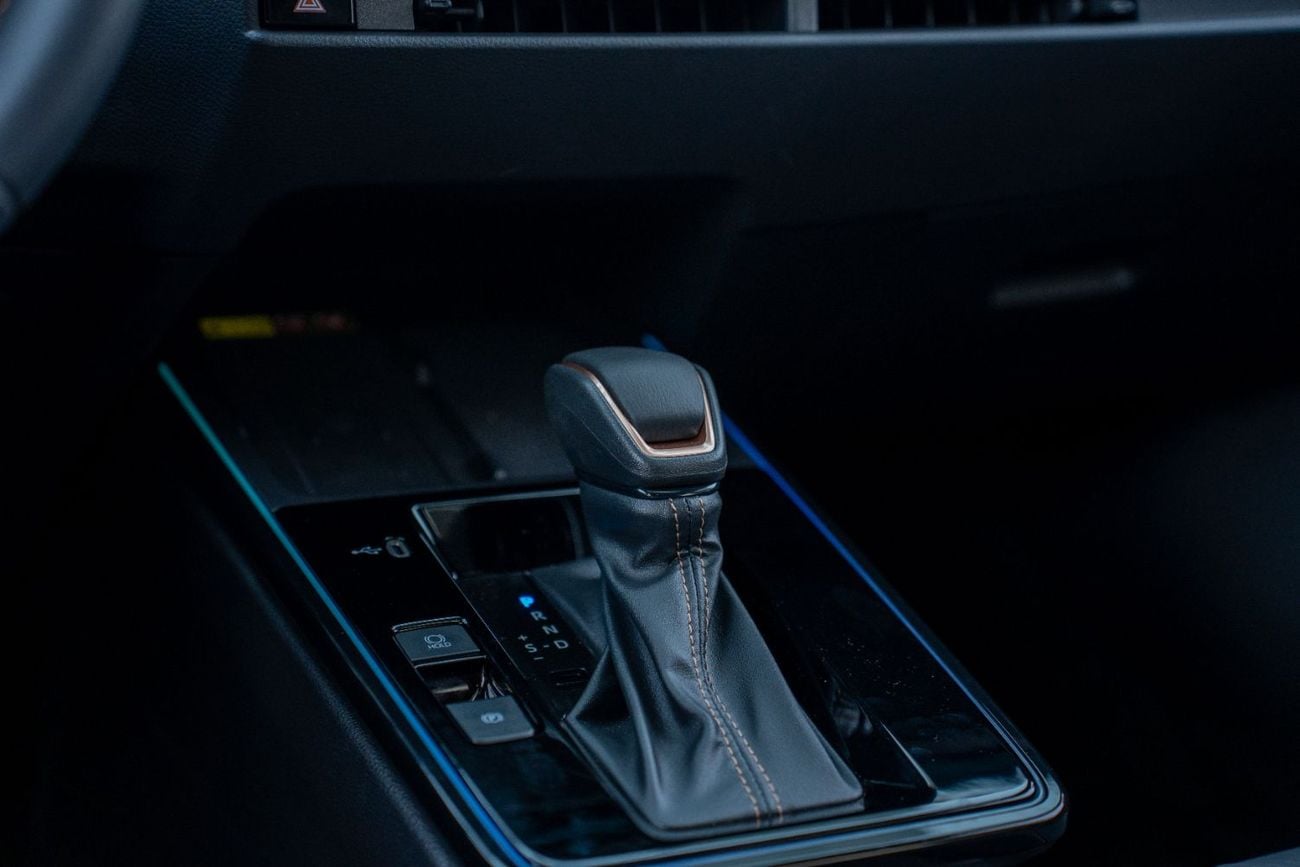 تويوتا فرونتلاندر 2025 Toyota Frontlander2.0L Hybrid  premium "Full Option" feature