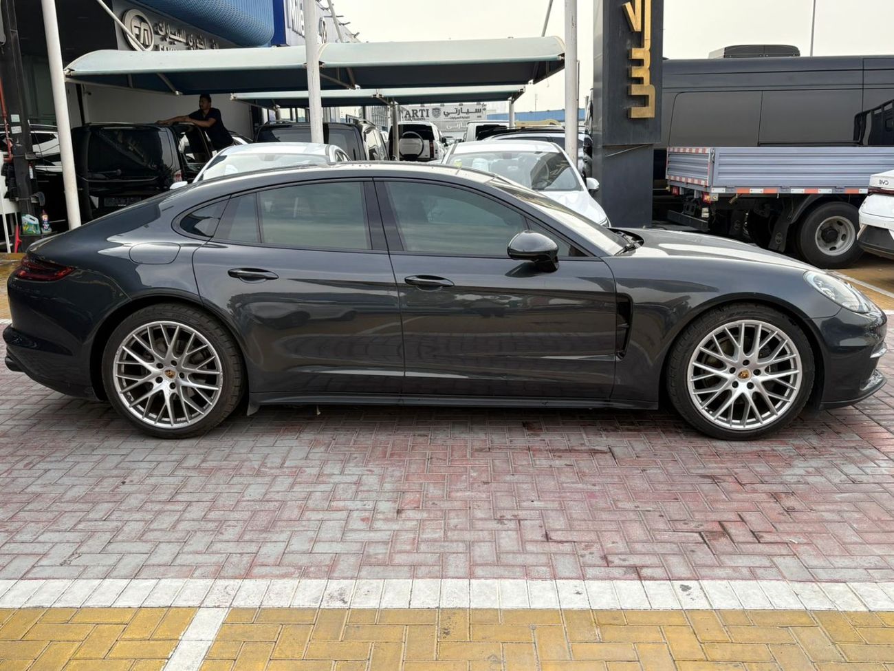 بورش باناميرا 4 3.0L