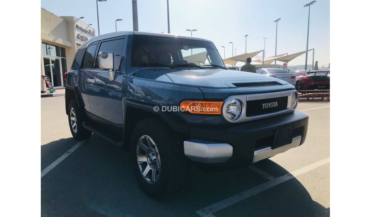 تويوتا إف جي كروزر سياره نظيفه جدا بحاله ممتازه
