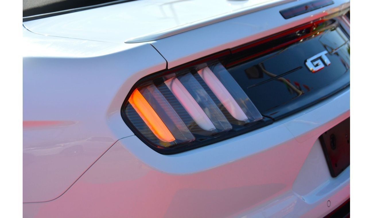 فورد موستانج GT PREMIUM MUSTANG GT --CONVERTIBLE // KOREAN ** CLEAN TITLE -- NO ACCIDENT