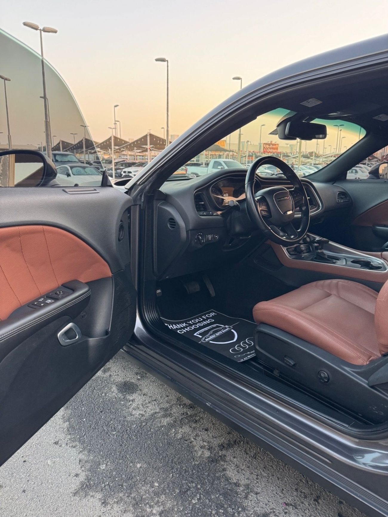 Dodge Challenger SXT Plus 3.6L