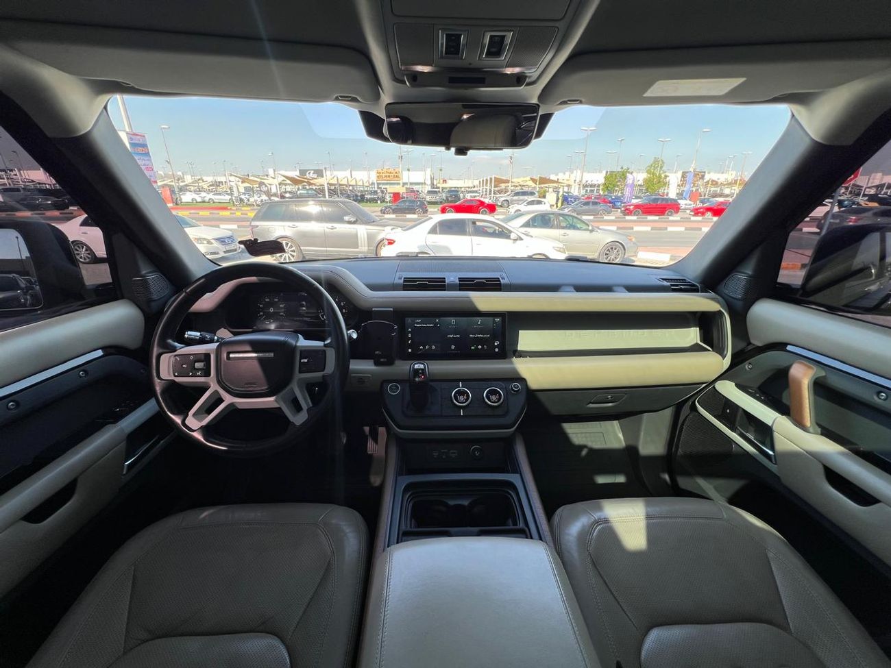 لاند روفر ديفندر P400 90 HSE 3.0L (5 Seater)