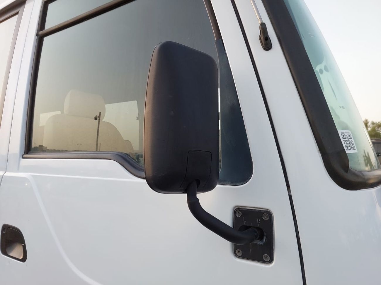 Mitsubishi Rosa MITSUBISHI ROSA BUS RHD 2006 MODEL 4.8 L DIESEL MANUAL(PM500351)