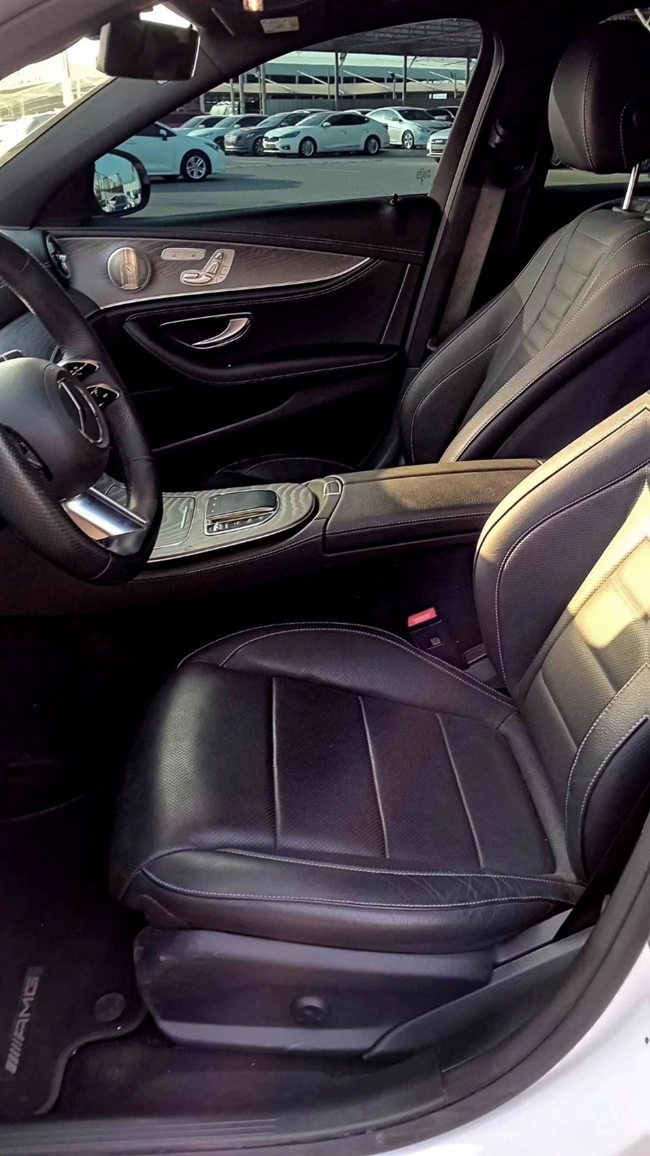 مرسيدس بنز E 350 4MATIC (NON GCC) مرسيدس E350