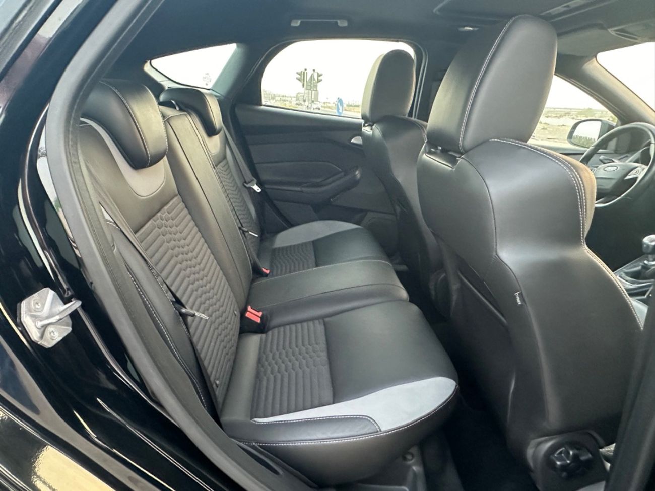 Ford Focus MODEL 2017 GCC CAR  FULL OPTION ST