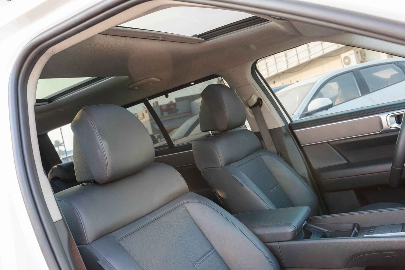 Hyundai Santa Fe CALLIGRAPHY Hyundai SantaFe 2.5 SR 7-Seater 2025