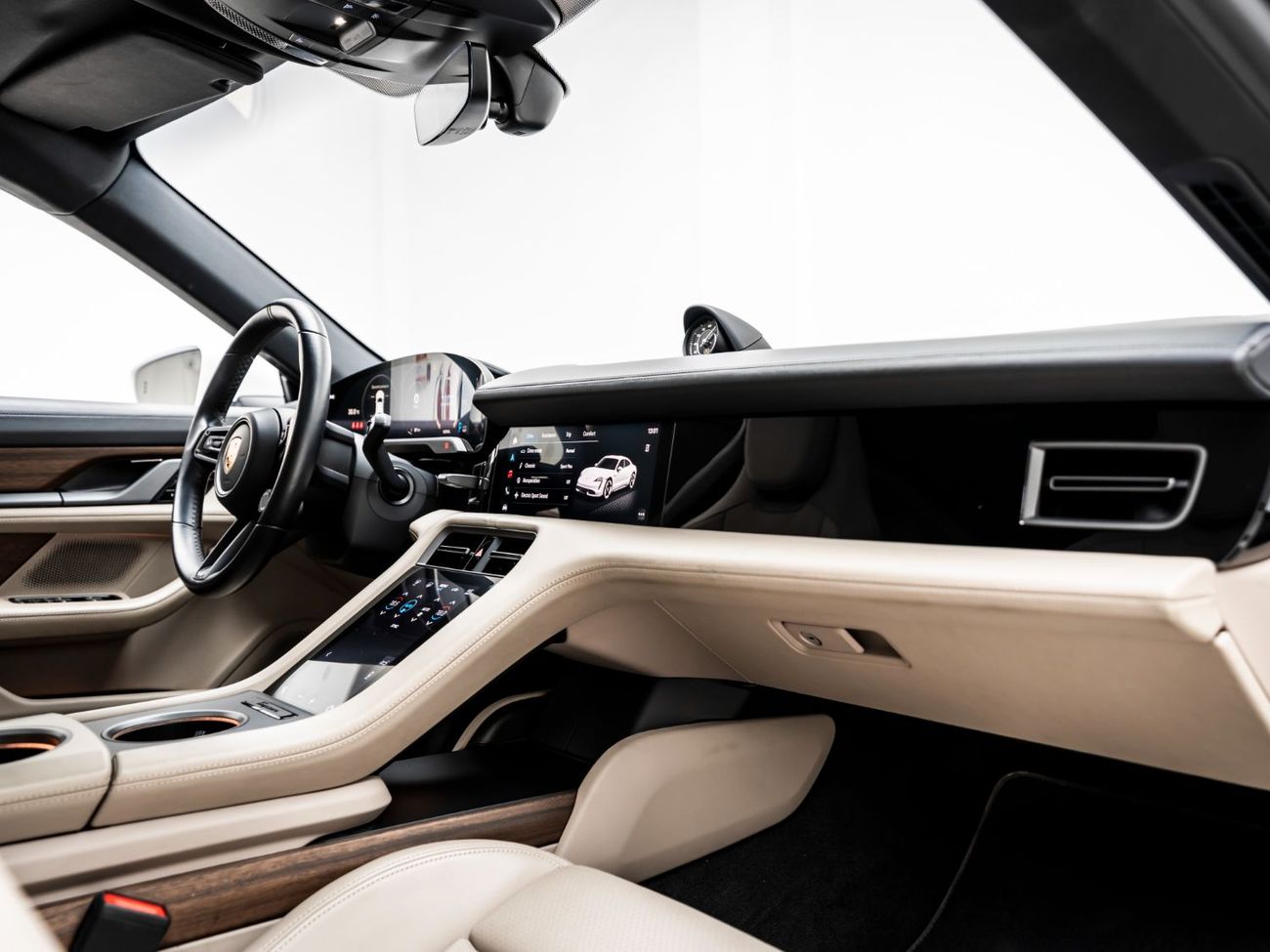 Porsche Taycan Base 2021 Porsche Taycan, Porsche Warranty, Full Service History, Low KMs, GCC