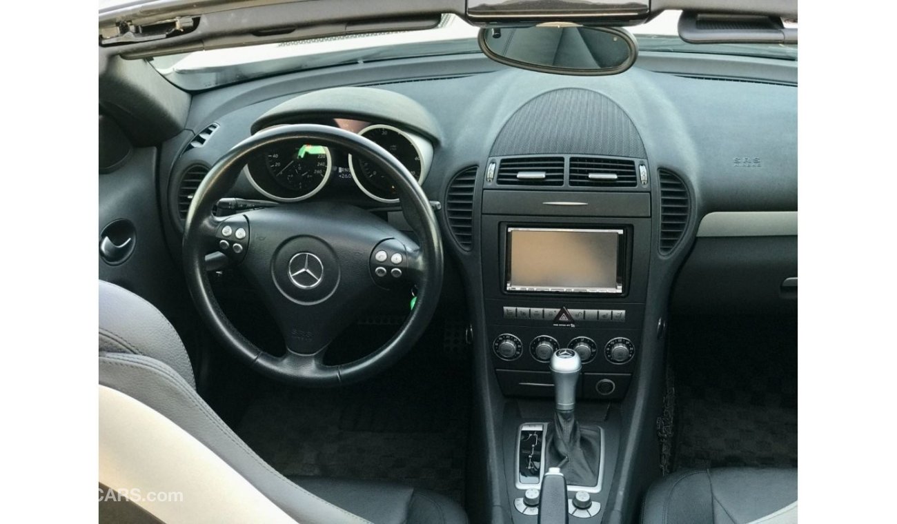 Mercedes-Benz SLK 350