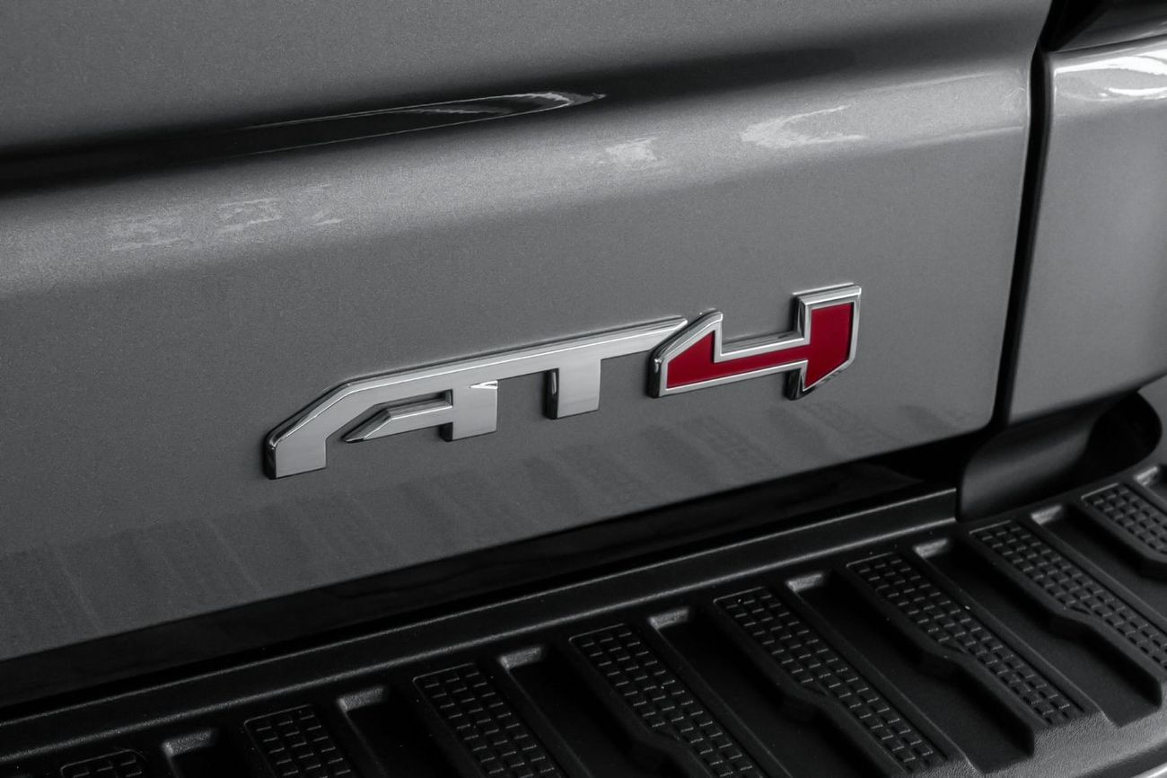 GMC Sierra 2022 GMC Sierra AT4 / Full GMC Service History & GMC Warranty