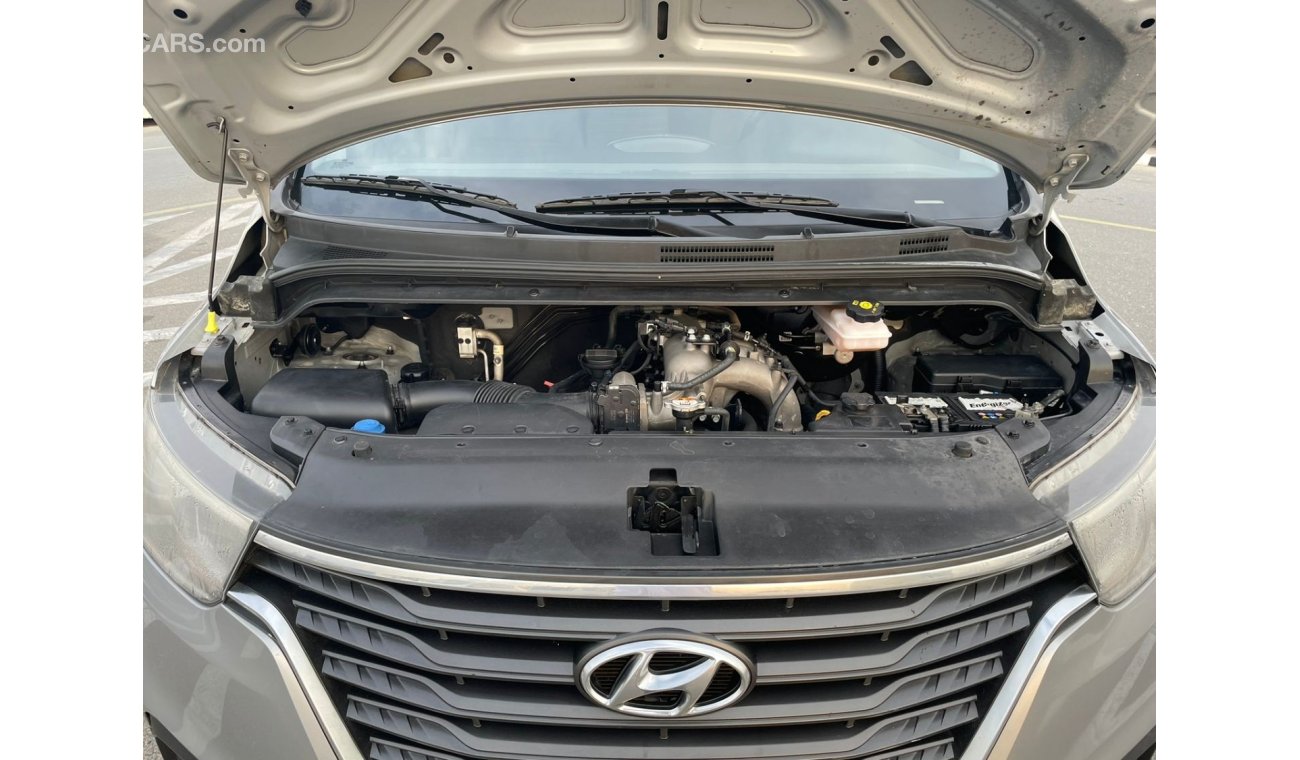 Hyundai H-1 2019 HYUNDAI H 1 - 2.4L V4 - 12 SEATER - Automatic - PETROL / EXPORT ONLY