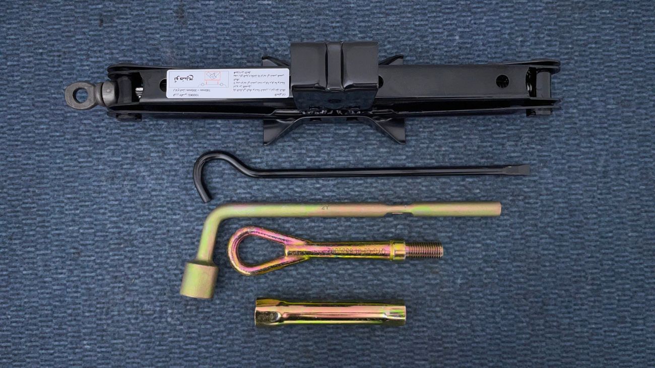 Chevrolet Captiva LS 1.5 | Under Warranty | Inspected on 150+ parameters