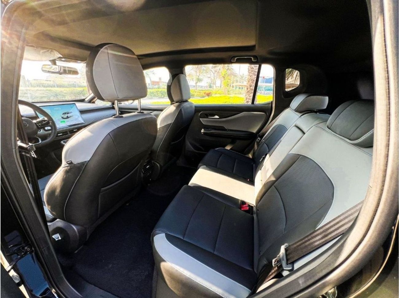 Hycan Z03 2023 HYCAN Z03 / BATTERY RANGE (510 KM) / WARRANTY