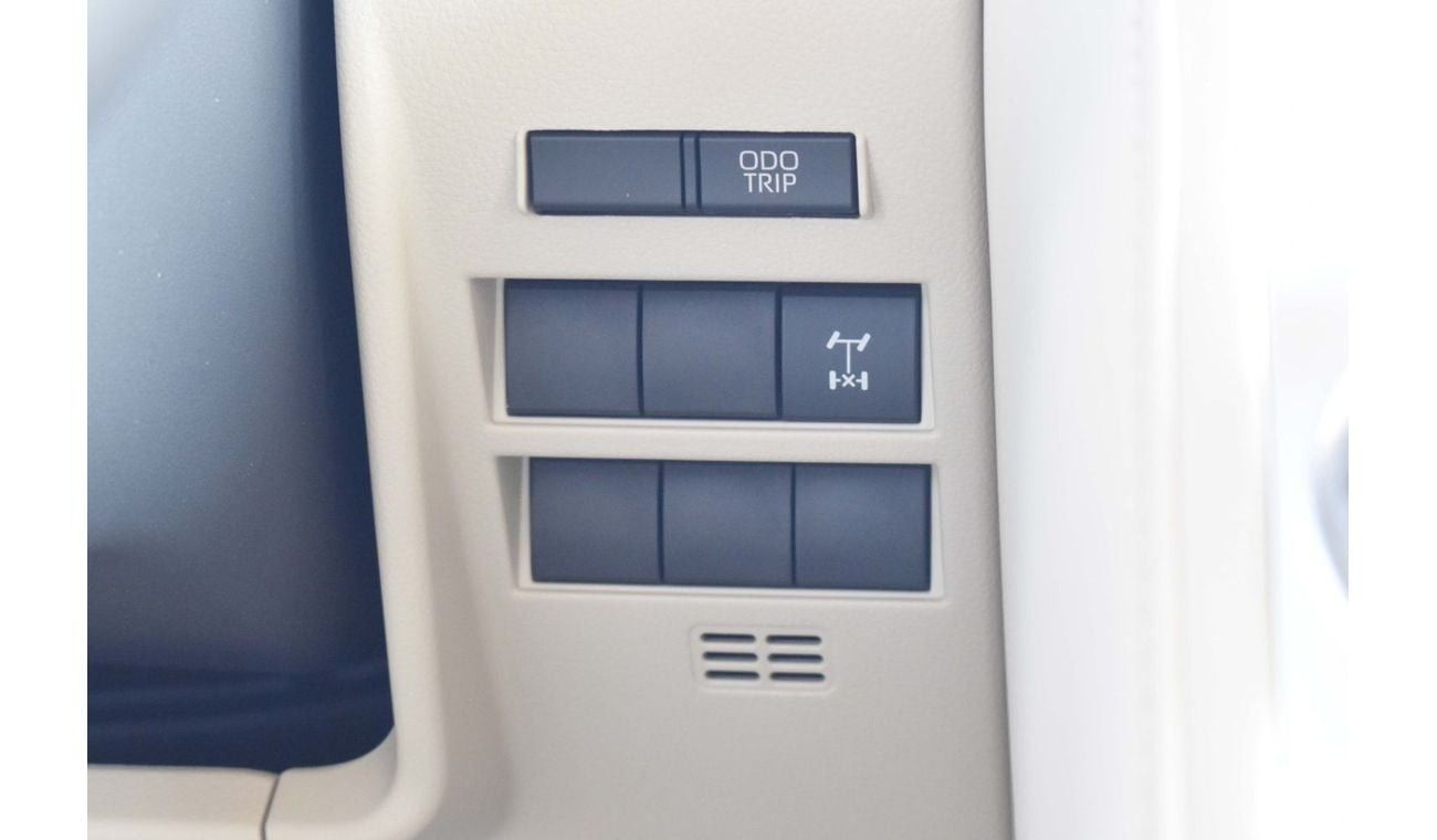 تويوتا لاند كروزر GXR4 3.5L