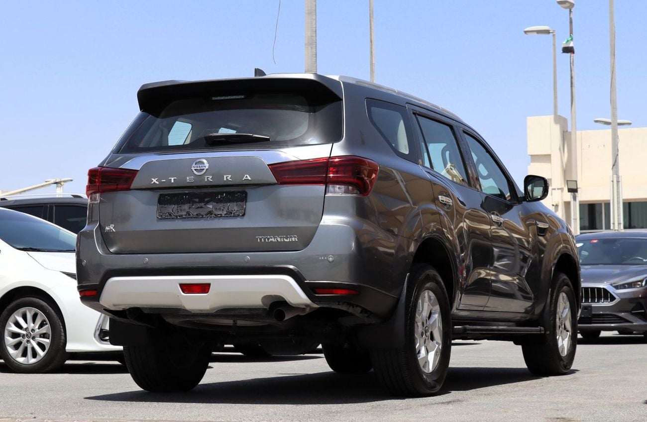 نيسان إكستيرا TITANIUM 2WD - GCC - ACCIDENTS FREE