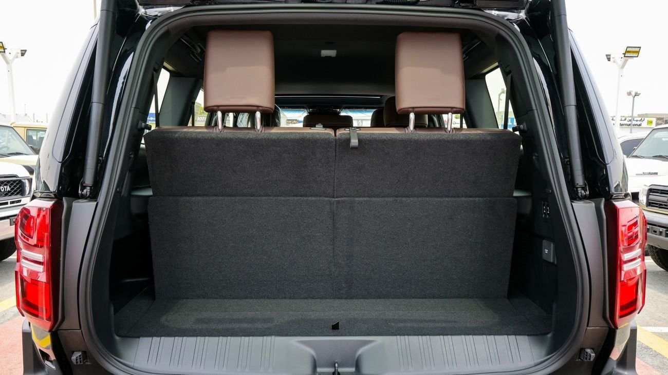 تويوتا برادو Adventure Mono Tone 2.4T