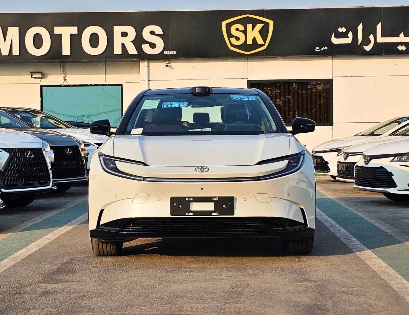 Toyota bZ5 630 MAX KM / ELECTRIC WITH CHARGER / PANORAMIC ROOF / RADAR (CODE # BZ5E)