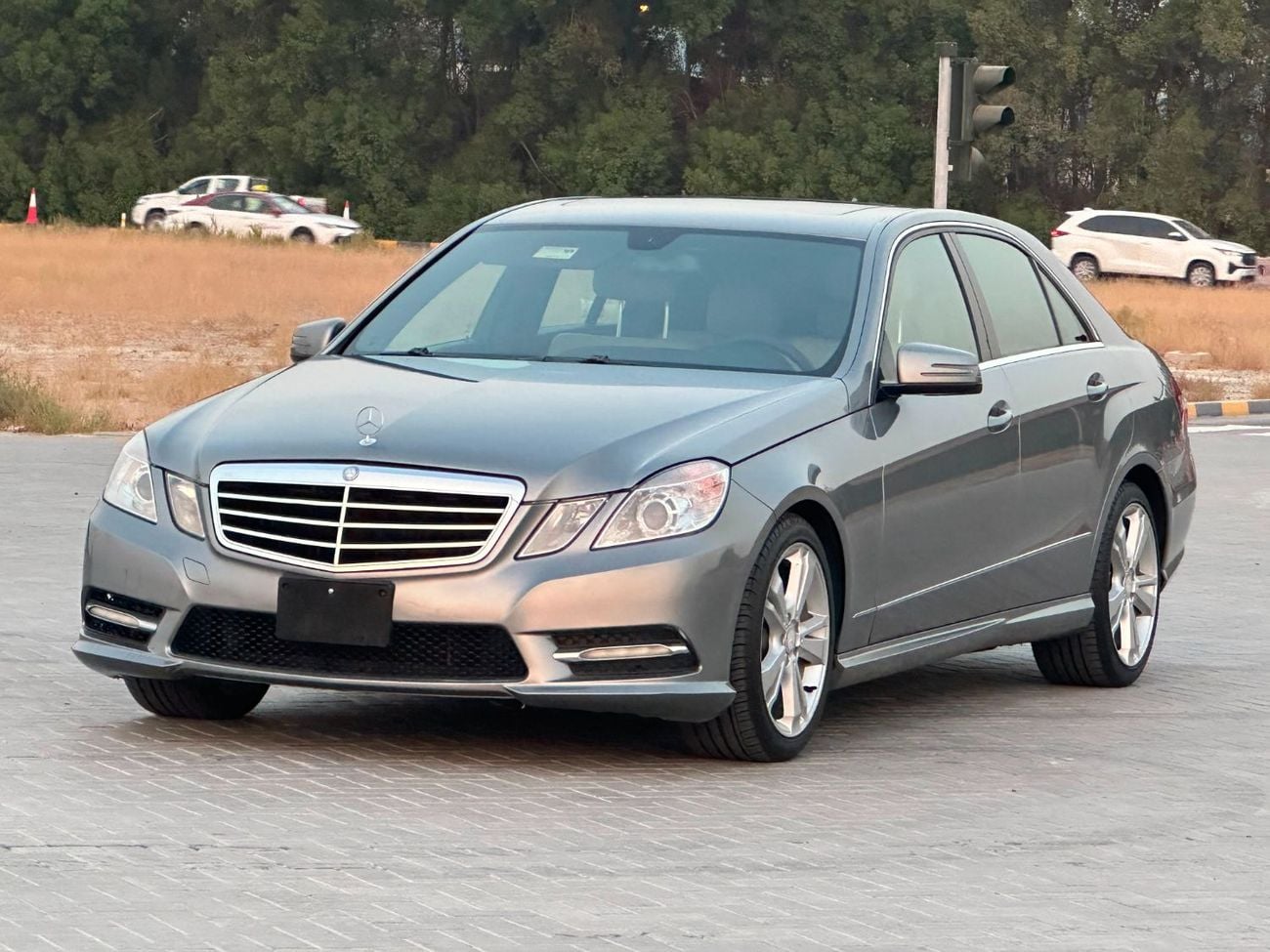 مرسيدس بنز E 350 4MATIC (NON GCC)