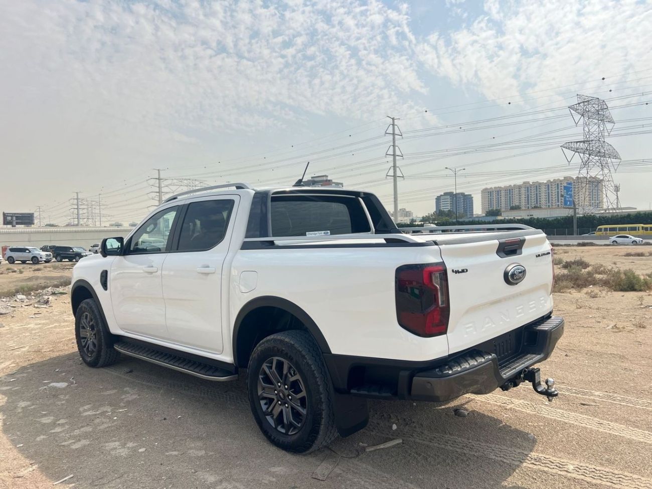 فورد رانجر diesel 3.2 liter right hand drive back camera leather power seats