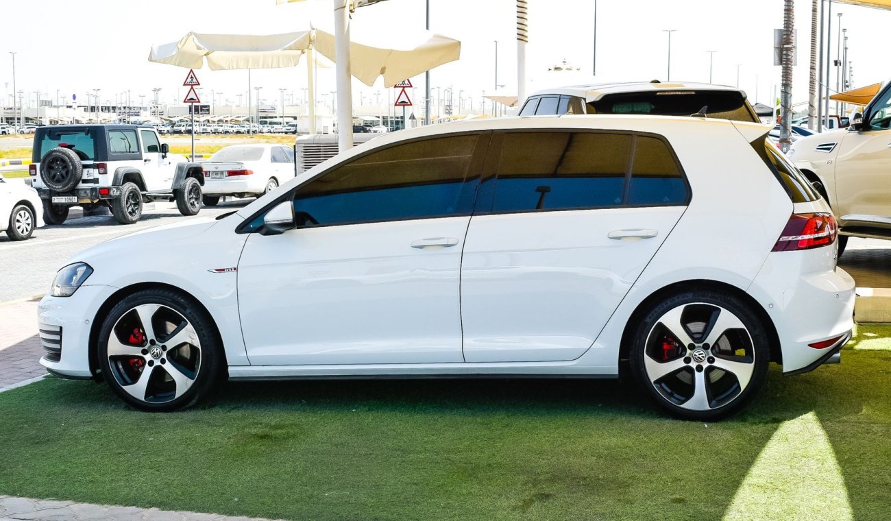 Volkswagen Golf GTI