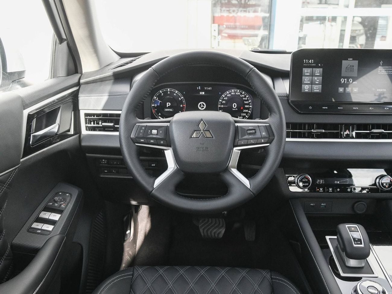 Mitsubishi Outlander MITSUBISHI OUTLANDER M LINE 1.5L 4WD MODEL 2022