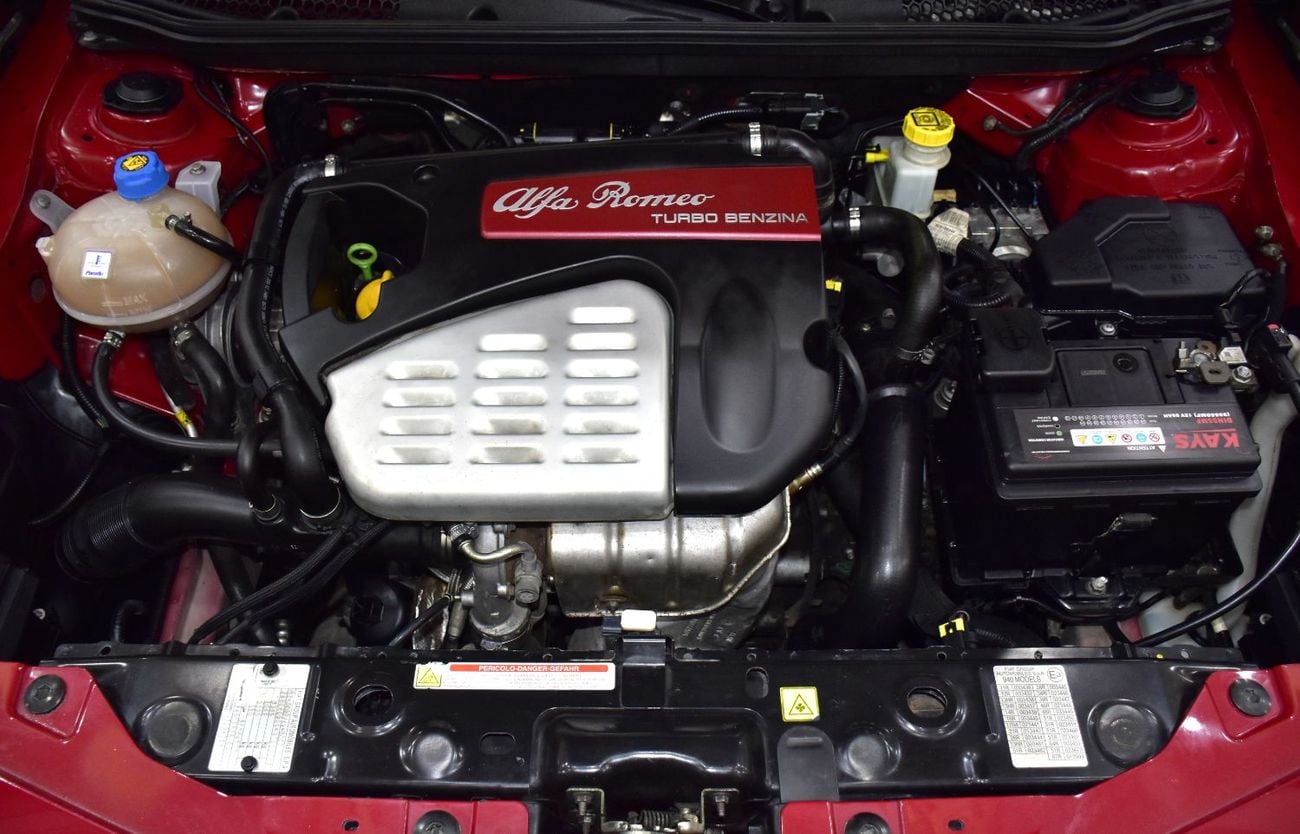 Alfa Romeo Giulietta EXCELLENT DEAL for our Alfa Romeo Giulietta ( 2013 Model ) in Red Color Japanese Specs