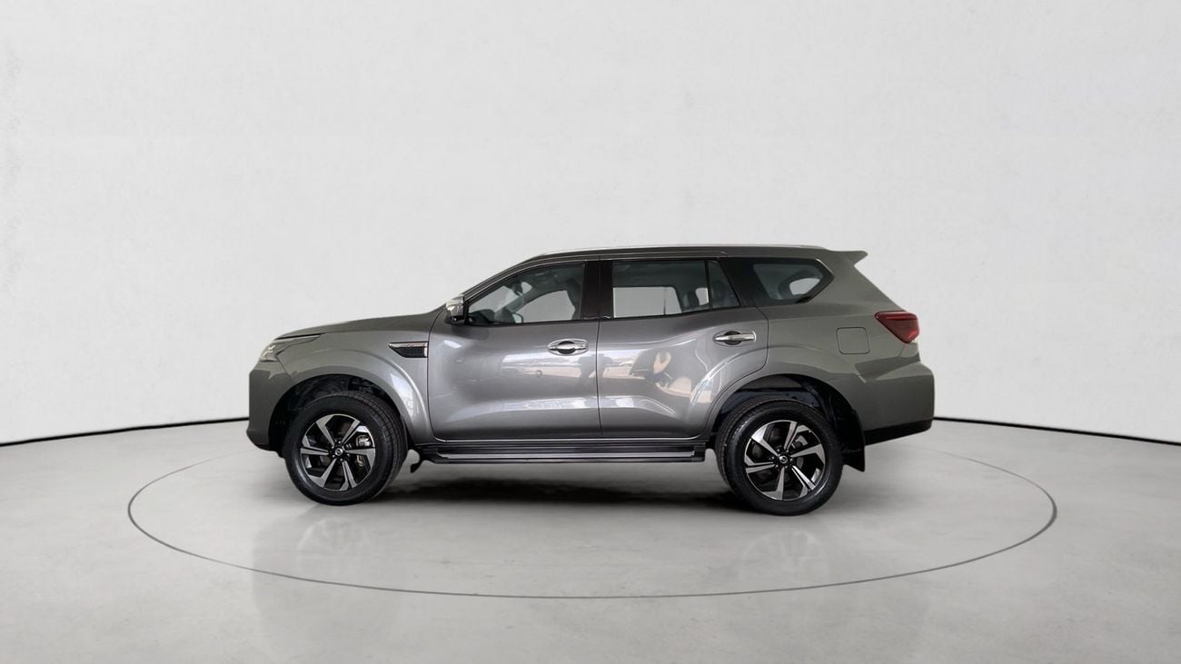 Nissan XTerra Platinum 2.5L 4WD Platinum | Guaranteed Warranty | 0 Down Payment