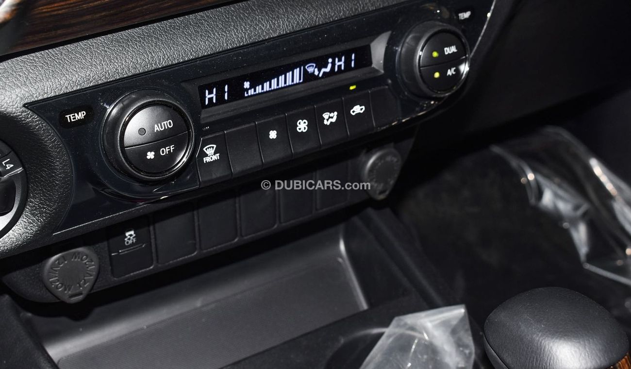 Toyota Hilux 2023 Toyota Hilux 4x4 DC 2.7 HI SR5 Petrol AT | Rear Camera, Bedliner, Cruise Control | Pearl white 