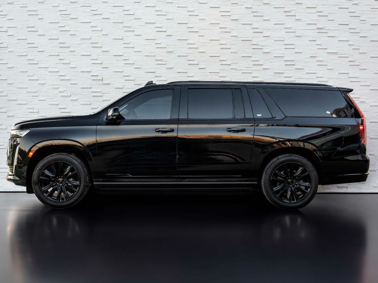 كاديلاك إسكالاد Escalade-V 6.2L