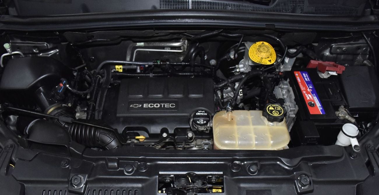 Chevrolet Trax LT EXCELLENT DEAL for our Chevrolet Trax AWD ( 2019 Model ) in Grey Color American Specs
