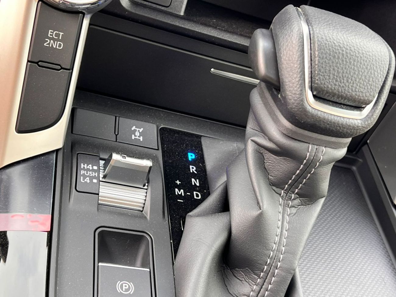 تويوتا لاند كروزر GXR3 3.3L