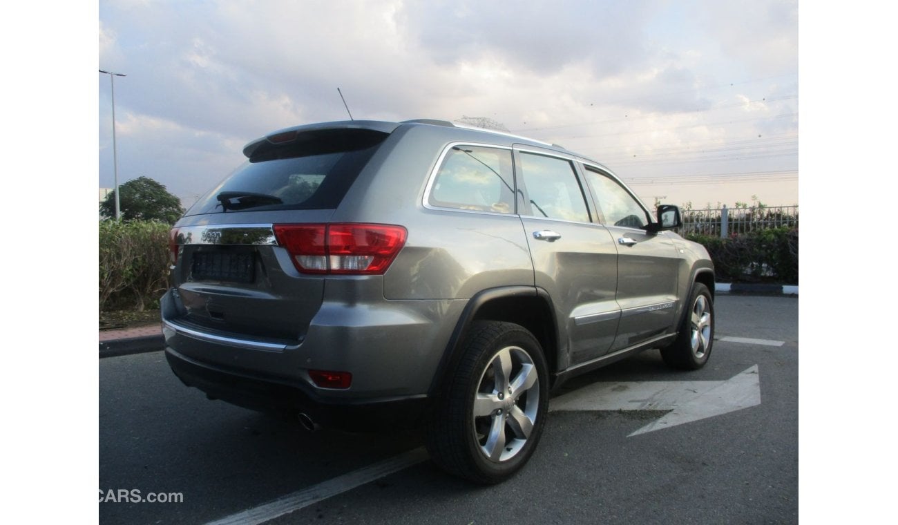 Jeep Grand Cherokee Jeep Grand Cherokee 2012 V8 HEMI gulf ,full services ,accident free