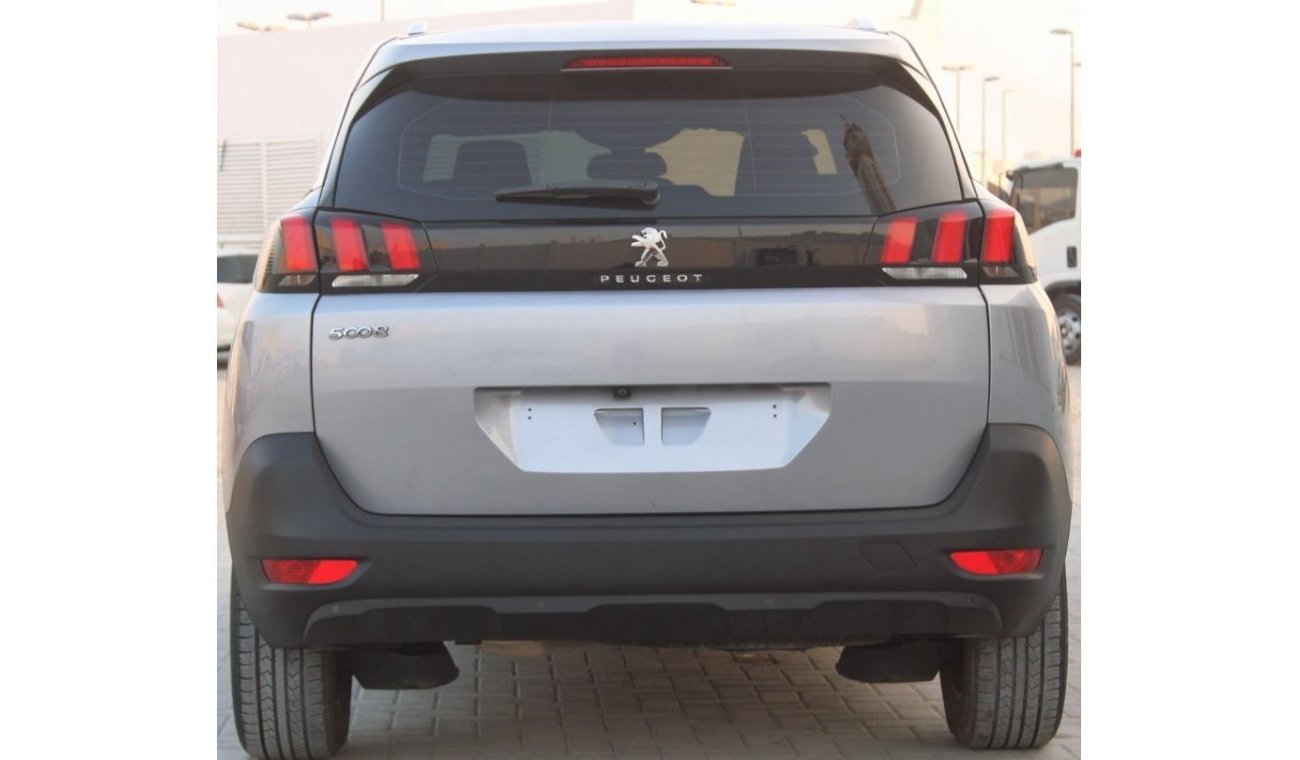 Peugeot 5008 Active Peugeot 5008 GCC 2019 in excellent condition without accidents