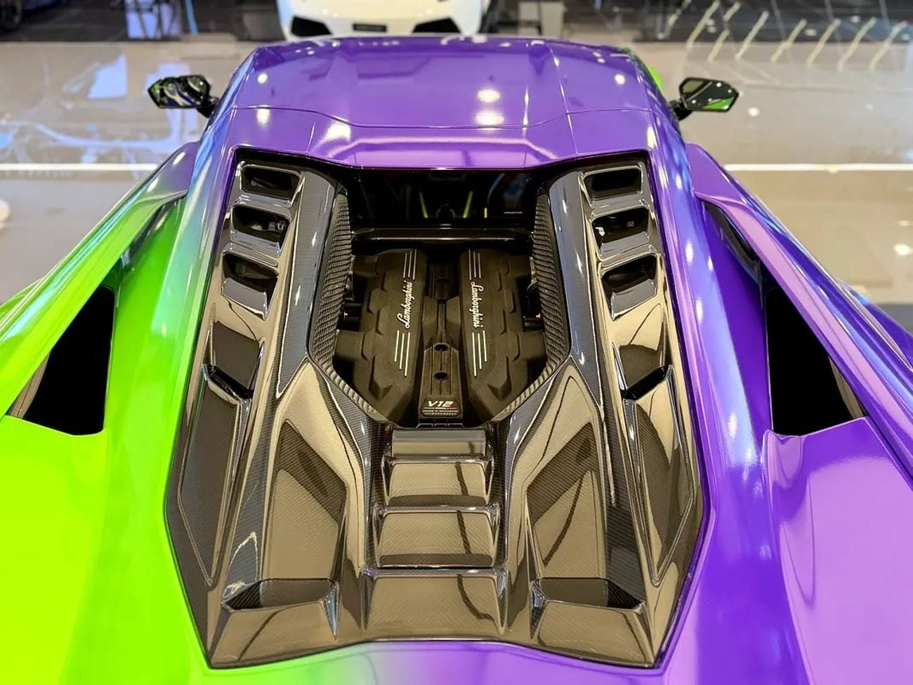 لامبورغيني ريفويلتو Japanese Specs | 6.5L V12 Hybrid