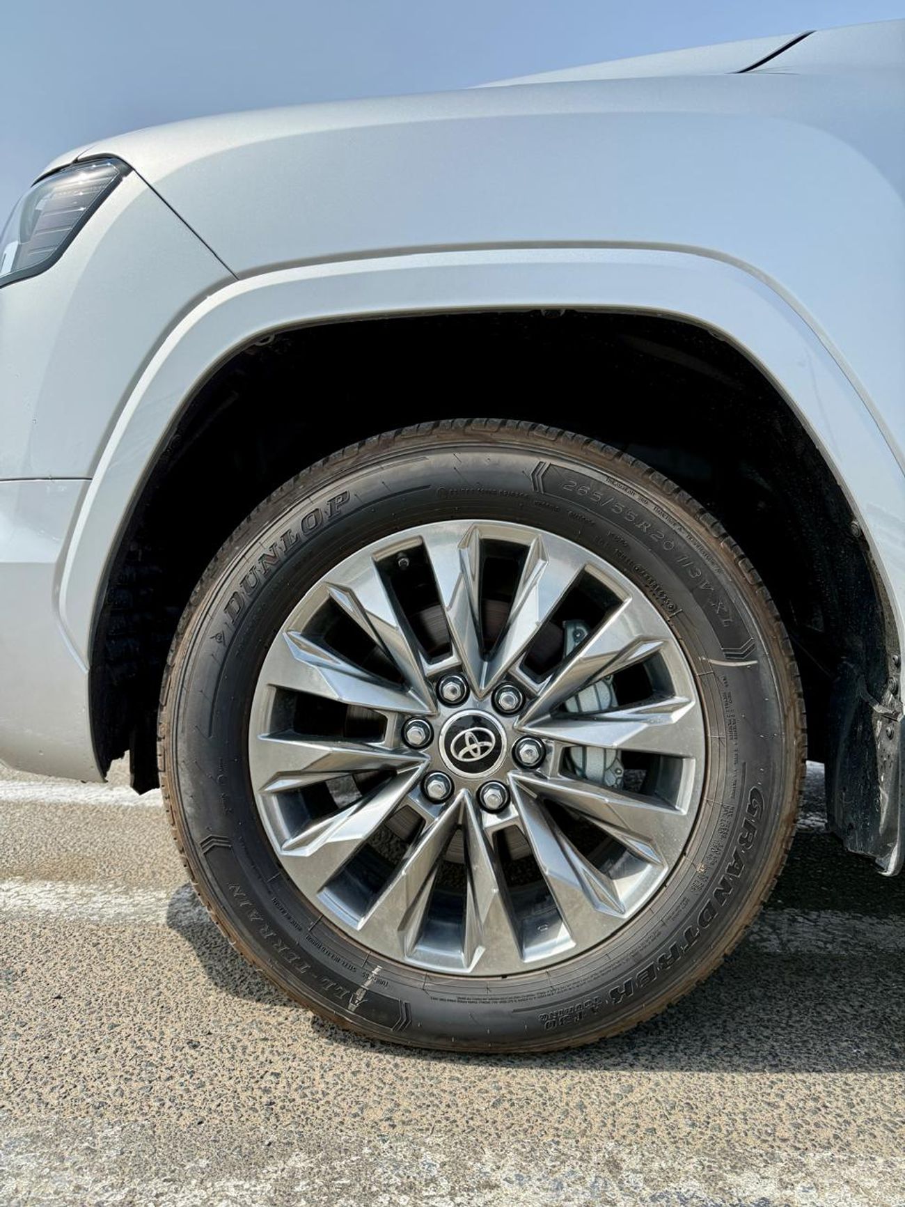 Toyota Land Cruiser GXR 3.5L