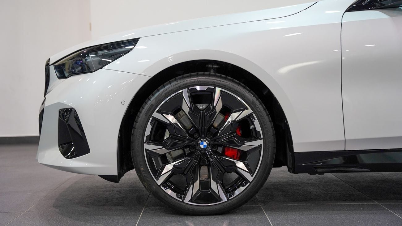 بي أم دبليو 530i