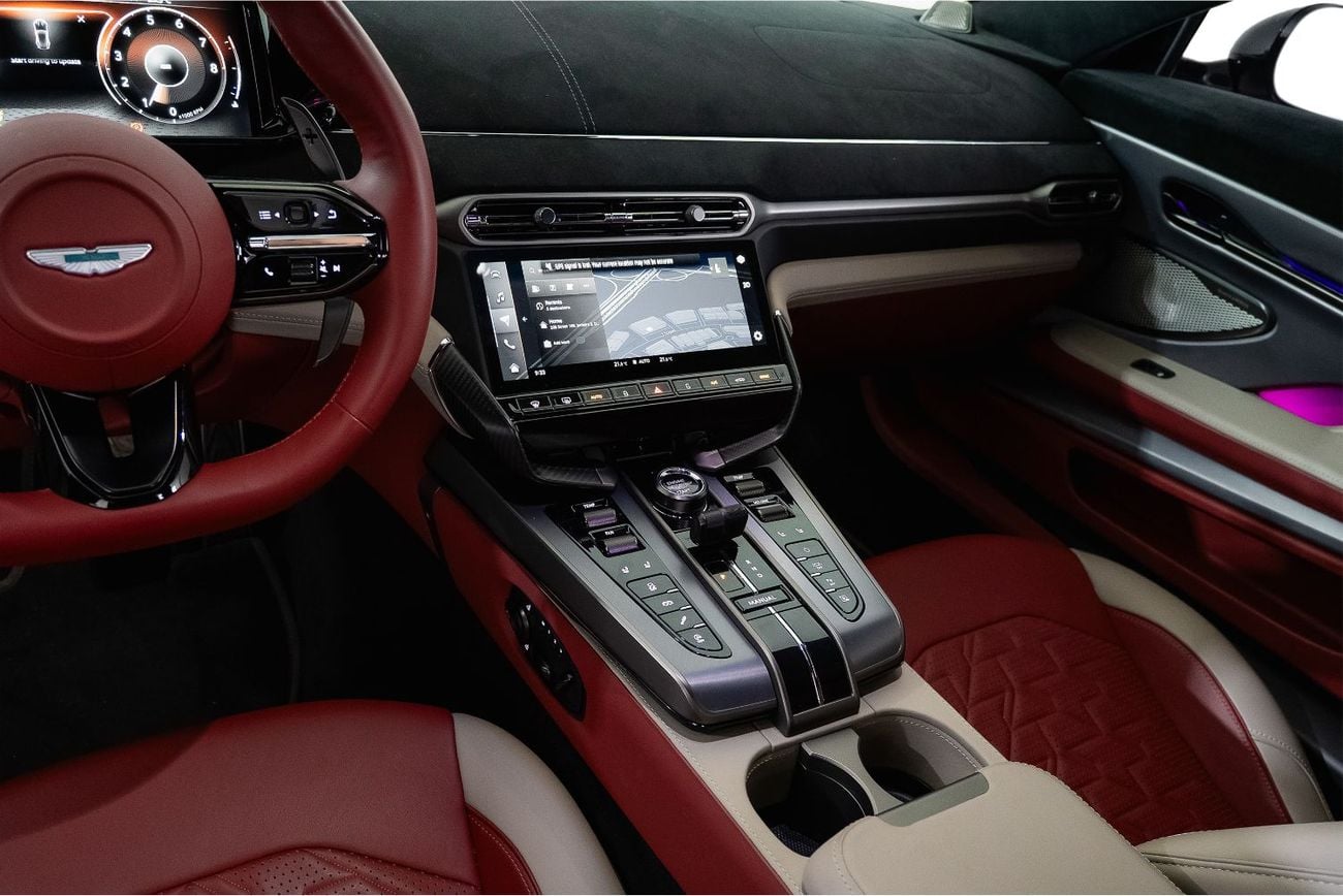 Aston Martin Vanquish STANDARD