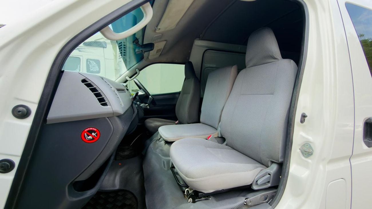 تويوتا هاياس -