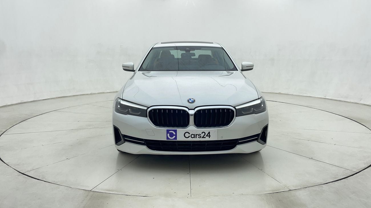 بي أم دبليو 520i 2023 JOY EDITION | AED 1818/Month | 0 DP | 30 Day Return | Warranty | Service History