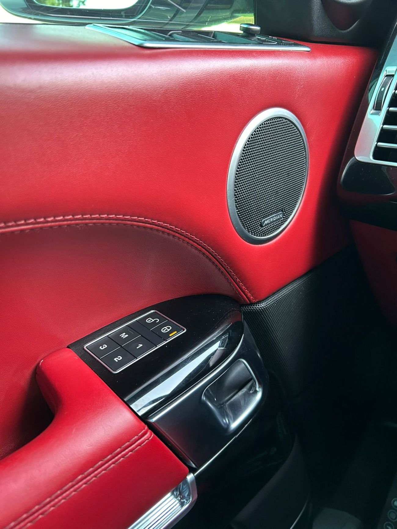 Land Rover Range Rover Autobiography 5.0L (375 HP)