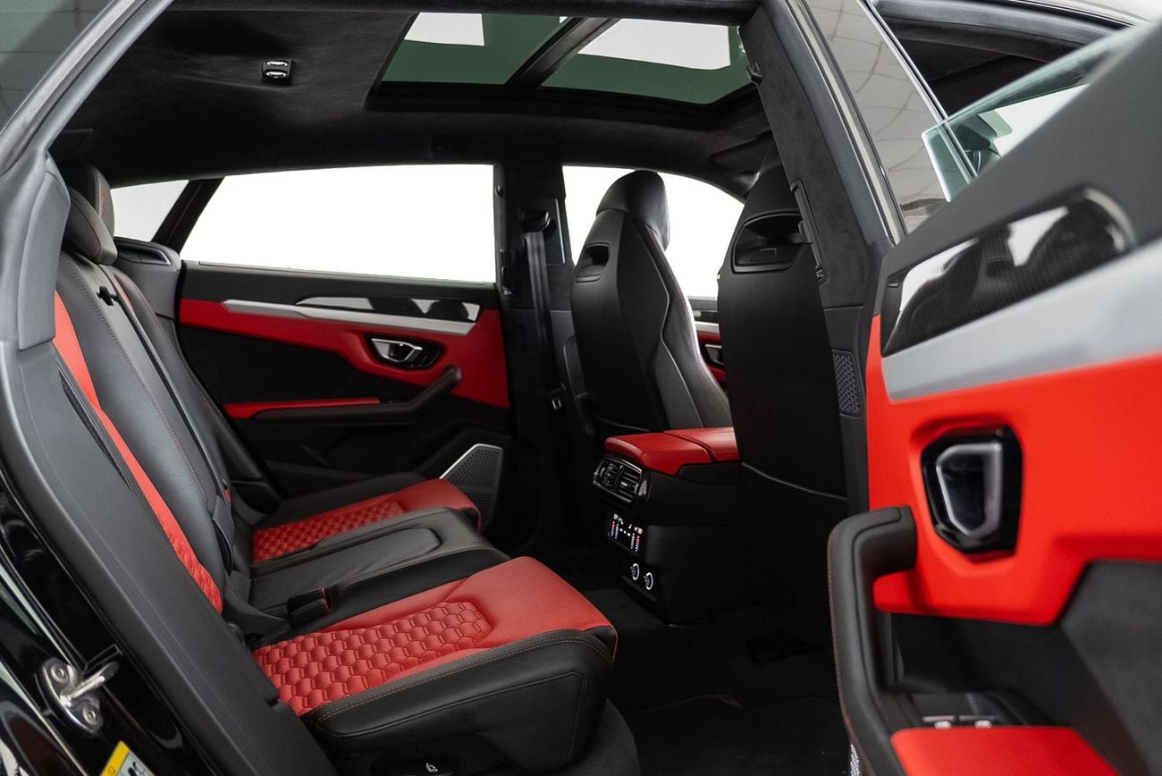 Lamborghini Urus STANDARD