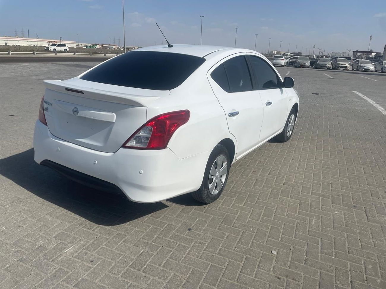 نيسان صني 1.6L S A/T SV 2021 GCC 1.5L Perfect Condition