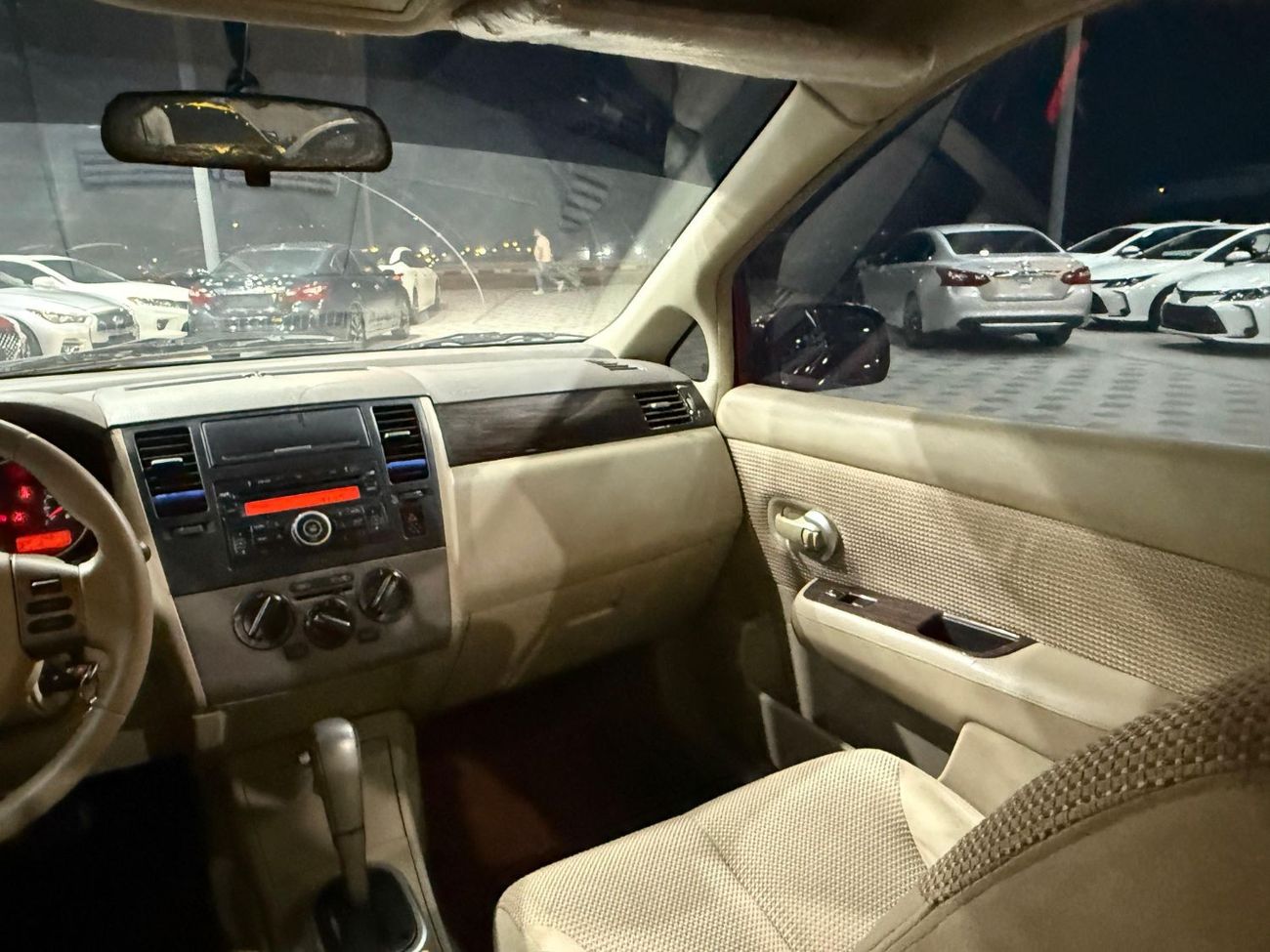 Nissan Tiida S 1.6L Sedan