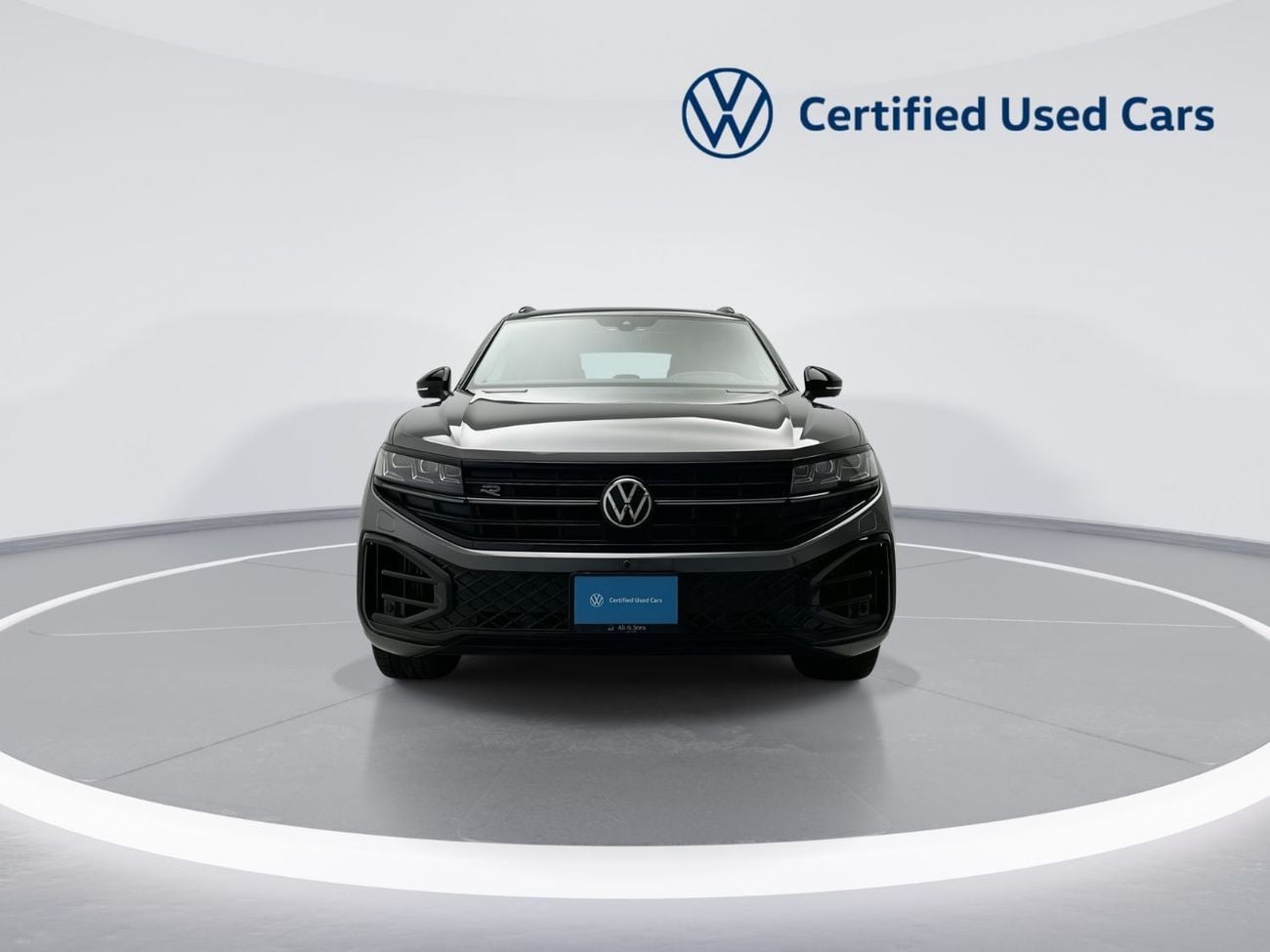 Volkswagen Touareg R-LINE VW Certified | The Ultimate Flagship SUV | Well Maintained