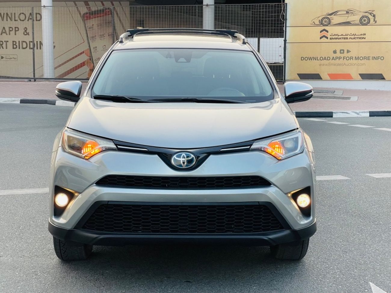 Toyota RAV4 VXR HEV 2018 RAV4 hybrid xle full option