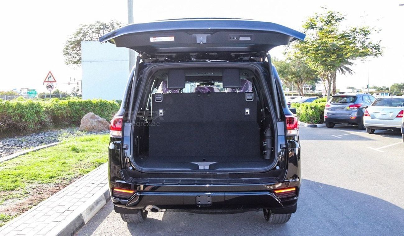 تويوتا لاند كروزر 2025 Model Toyota Land Cruiser (LC300) GXR High, 4.0L Petrol 4WD 6A/T