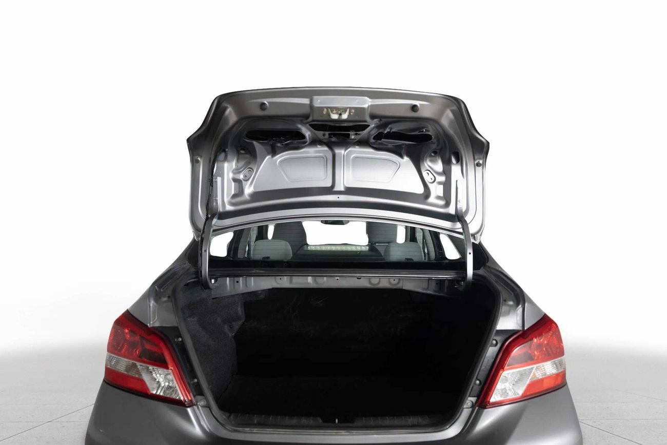 ميتسوبيشي اتراج GLX 1.2