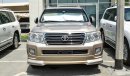 Toyota Land Cruiser GXR V6 With V8 badge