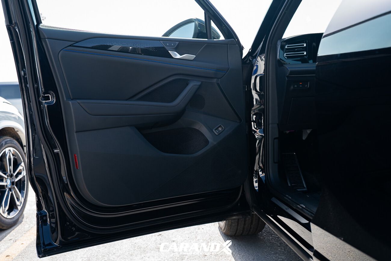 فولكس واجن تيجوان Volkswagen Tiguan L PRO 330TSI 2WD R-LINE Smart Leading  2025