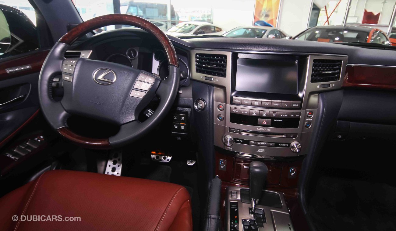 Lexus LX570 S