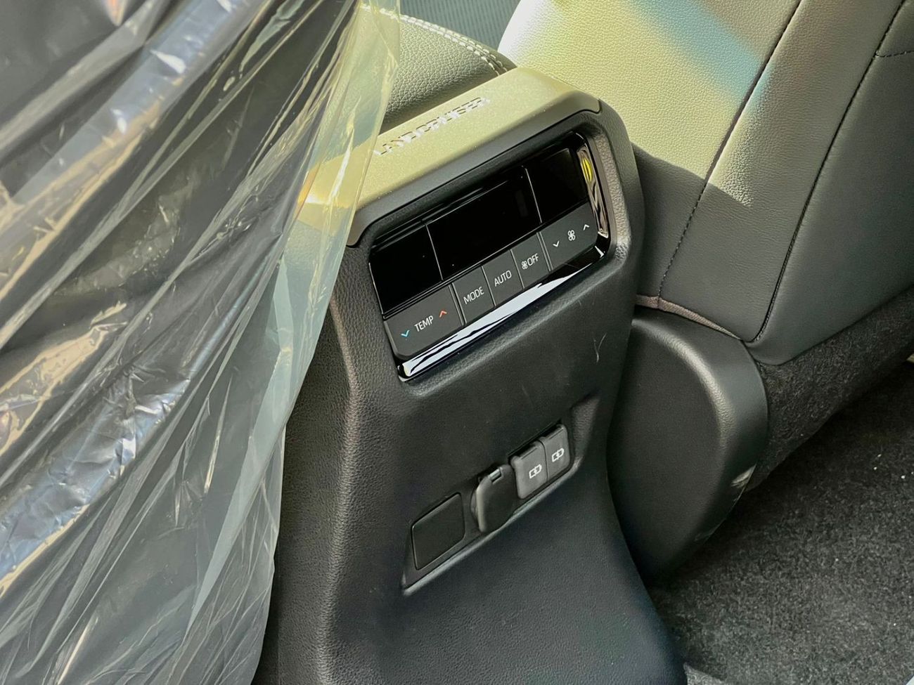 Toyota Prado TOYOTA PRADO 2.4 PETROL FIRST EDITION